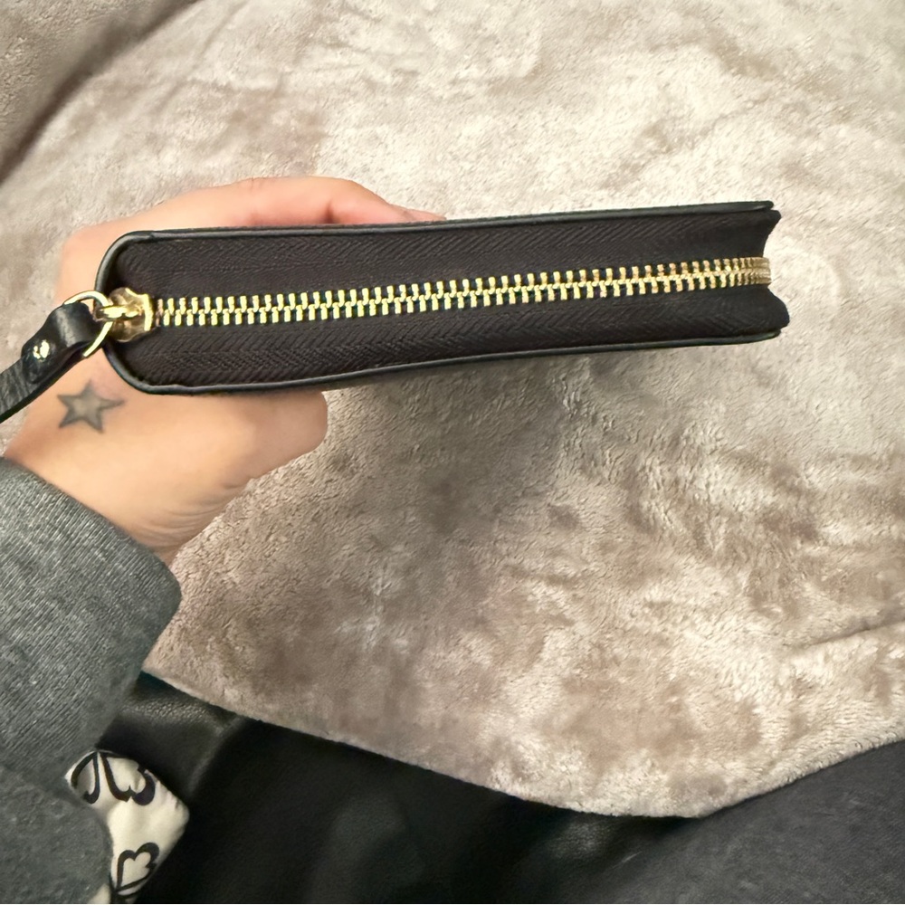 Kate Spade black planner/agenda/organizer - Picture 6 of 9